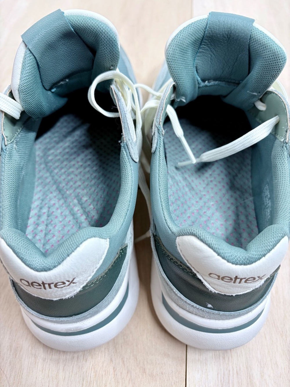 Aetrex Emily Orthopedic Arch Support Sneakers Mint Women's Size 8.5 - Picture 10 of 12